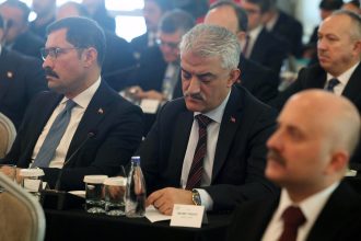 Duzce Valisi Mehmet Makas
